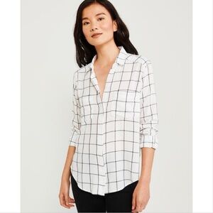 Abercrombie & Fitch Drapey Slim Boyfriend Button Down Shirt